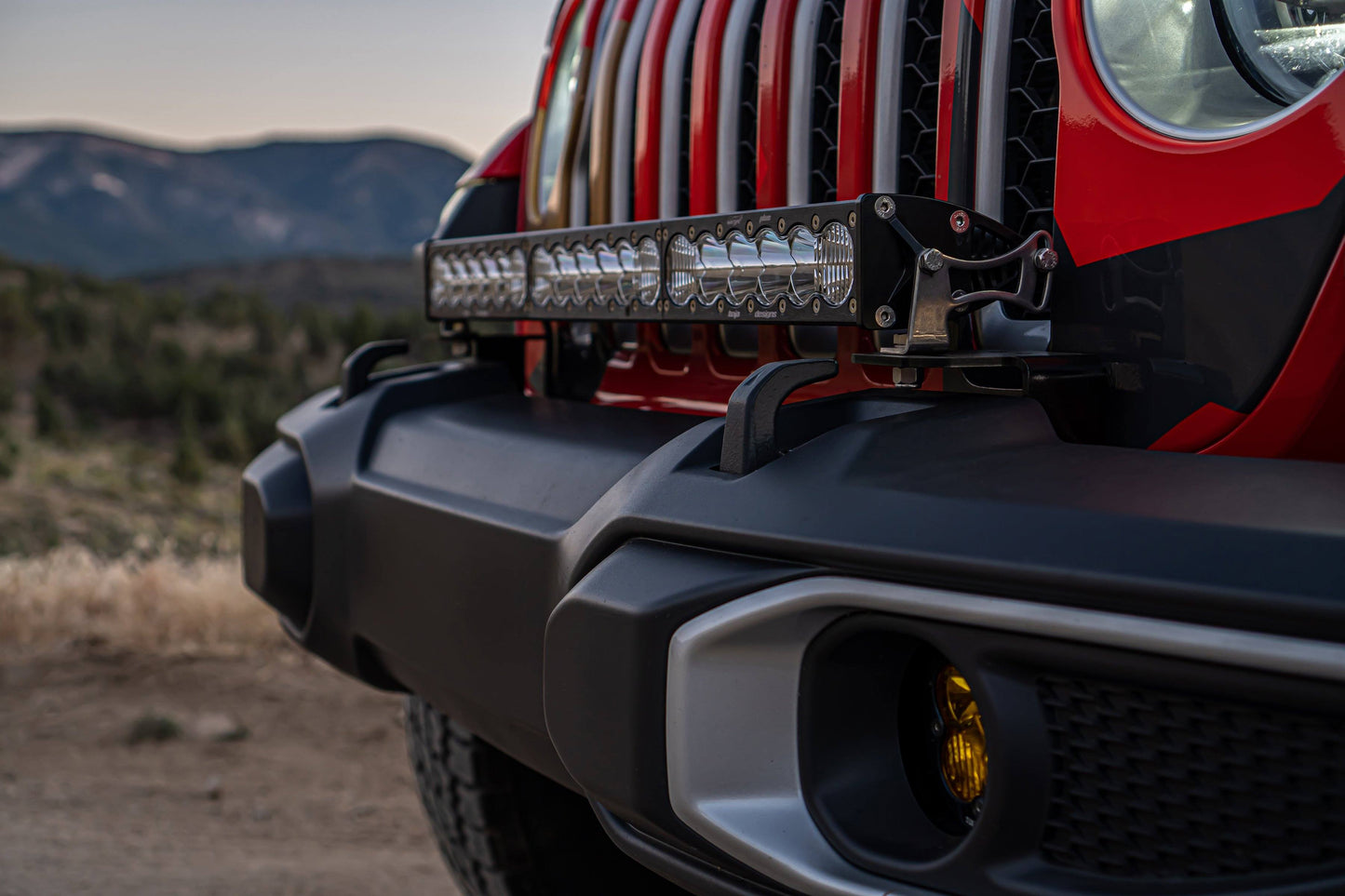 '20-24 Jeep JT Gladiator Bumper 30" ONX6+ LED Light Kit