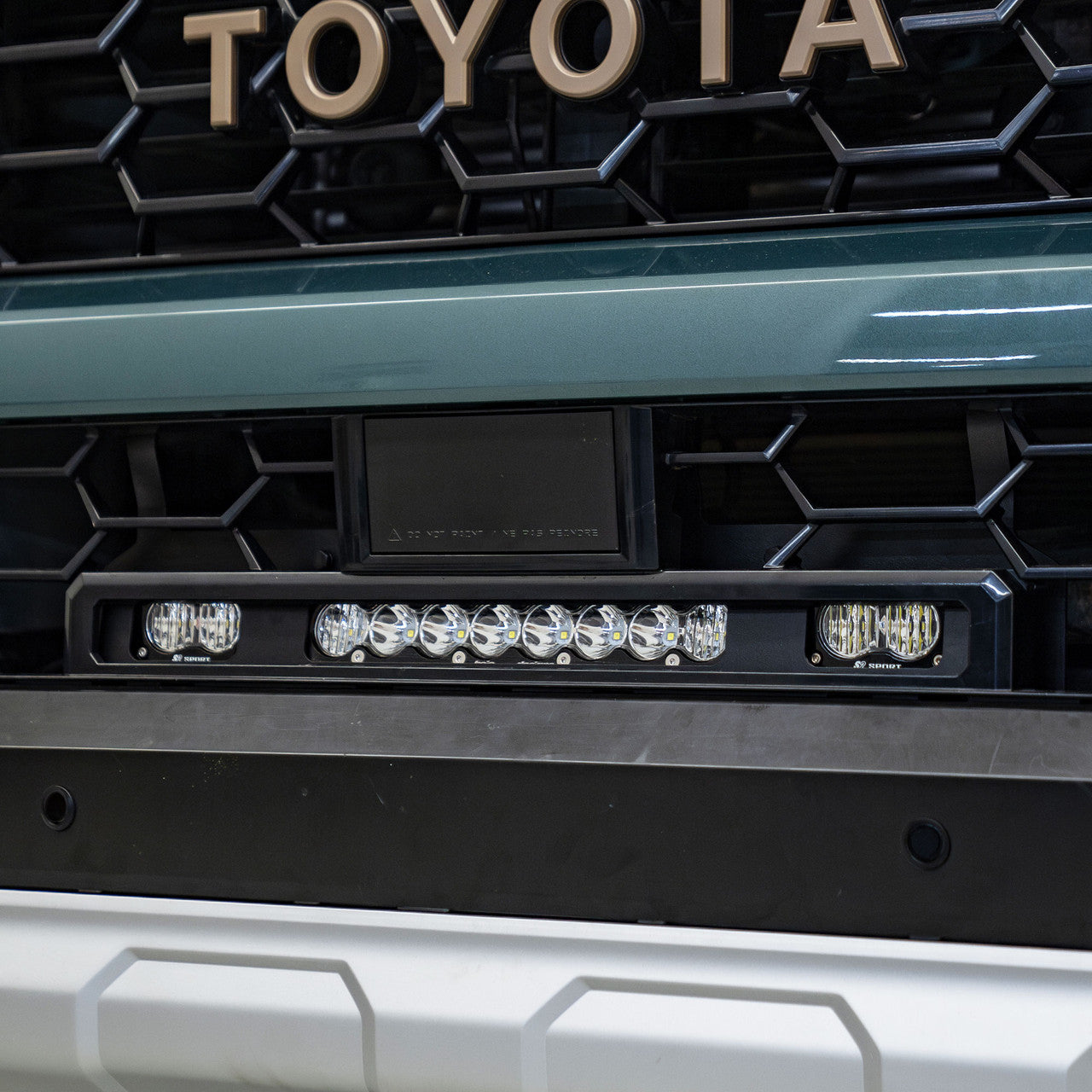 S8 10-inch/S2 Pro Grille Light Replacement Kit - 2025-On Toyota 4Runner; Note: TRD Pro