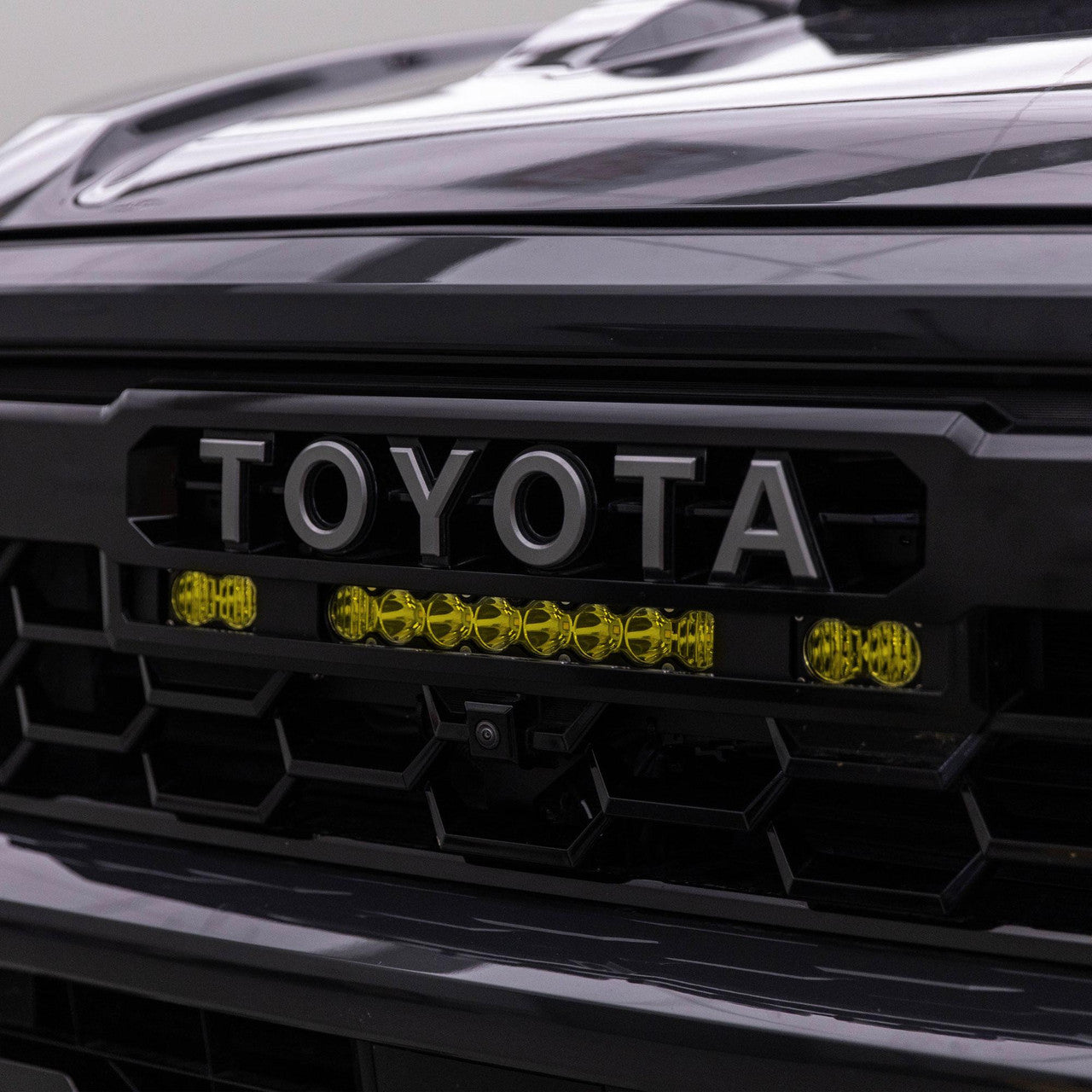 '24+ Toyota Tacoma TRD PRO S8 10-inch/S2 Pro Grille Light Kit